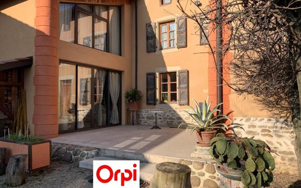 Maison à vendre    6 pièces •  Vienne