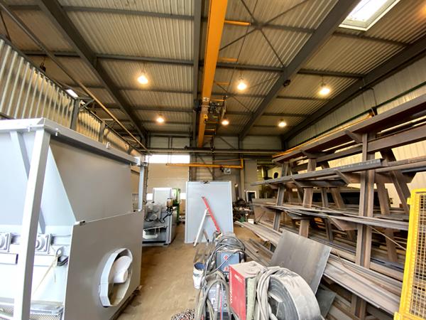 A LOUER local d'activité 1.000 m2 - NORD de NANTES