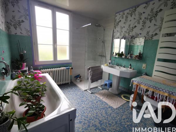 Maison à vendre 6 pièces 130,31 m² Connerré