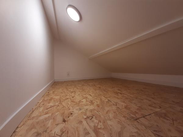 A LOUER BUREAU REFAIT A NEUF DE 8 m² environ EN COEUR DE VILLE DE NANTES