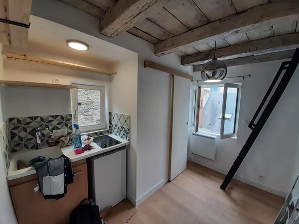 A LOUER BUREAU REFAIT A NEUF DE 8 m² environ EN COEUR DE VILLE DE NANTES