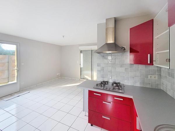 Maison d'environ 40 m² avec garage