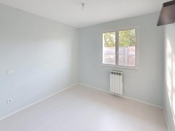 Maison d'environ 40 m² avec garage