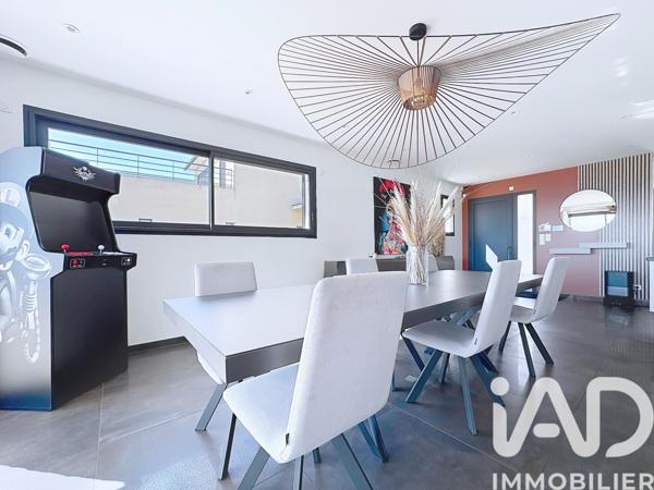 Maison à vendre 7 pièces 300 m² Istres