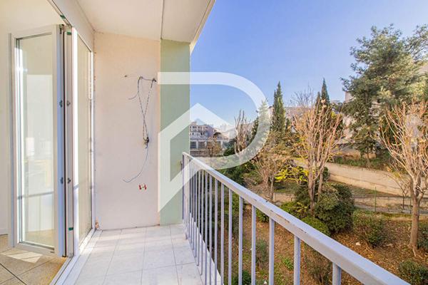 Appartement 4 pièces 72.7 m2