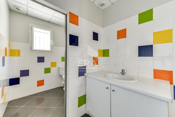Local commercial Cuxac D Aude 5 pièce(s) 166.56 m2