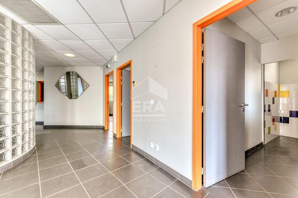 Local commercial Cuxac D Aude 5 pièce(s) 166.56 m2