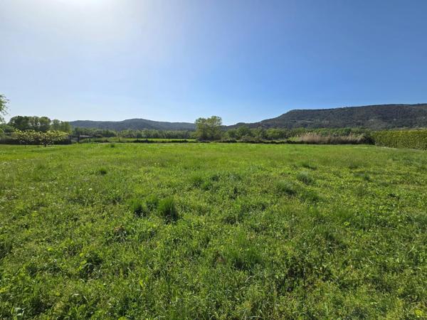 Retour sur le marché, Terrain constructible d'environ 4000m2
