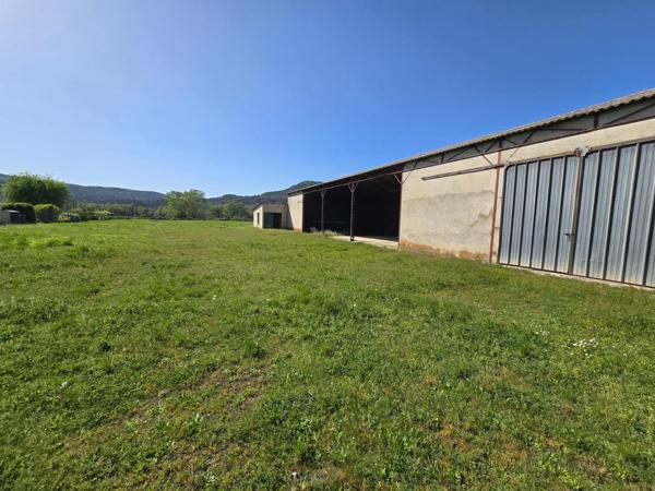 Retour sur le marché, Terrain constructible d'environ 4000m2