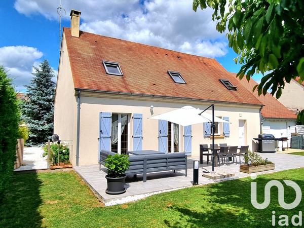 Maison 5 pièces de 161 m² à Janville (28310)