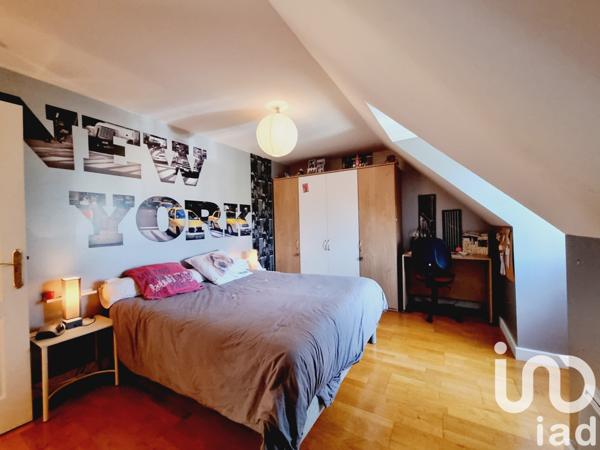 Maison 5 pièces de 161 m² à Janville (28310)