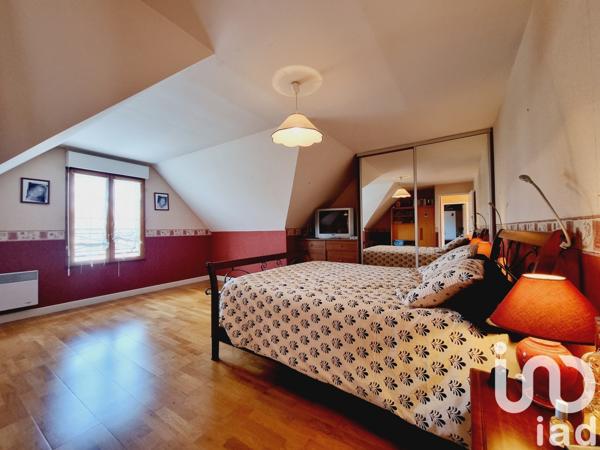 Maison 5 pièces de 161 m² à Janville (28310)