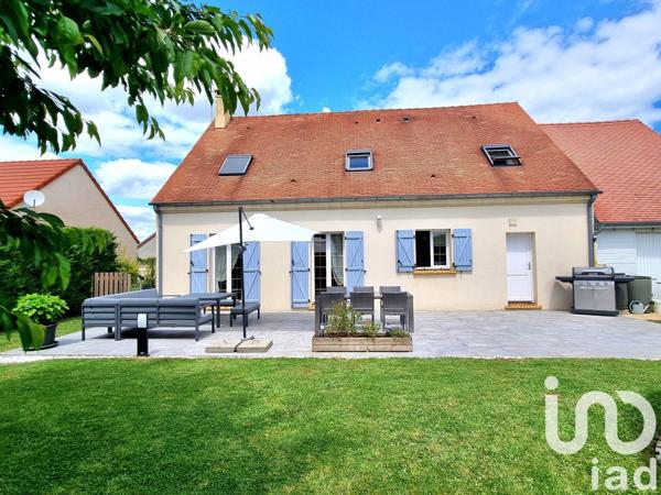 Maison 5 pièces de 161 m² à Janville (28310)