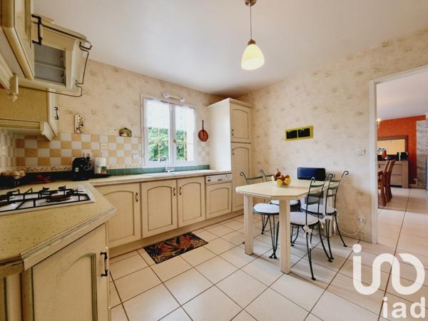 Maison 5 pièces de 161 m² à Janville (28310)