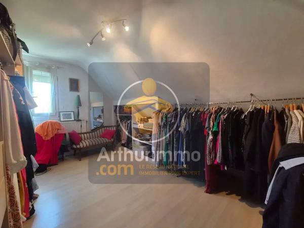 Vente                                                      Maison
                        
                     6 pièces                      135 m2                     à Ormesson-sur-Marne