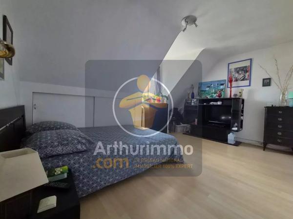Vente                                                      Maison
                        
                     6 pièces                      135 m2                     à Ormesson-sur-Marne