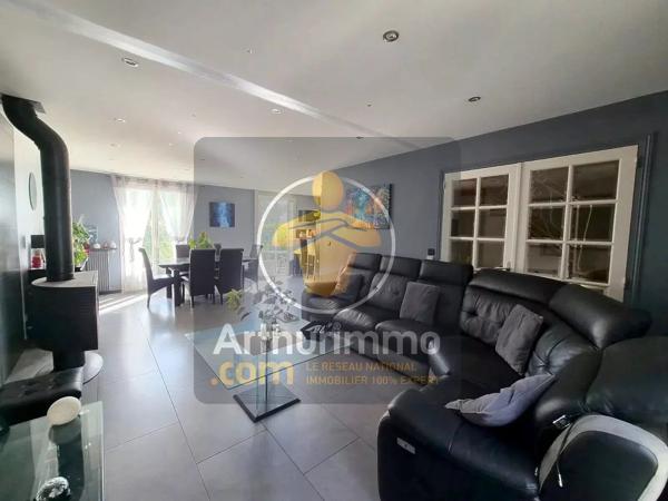 Vente                                                      Maison
                        
                     6 pièces                      135 m2                     à Ormesson-sur-Marne