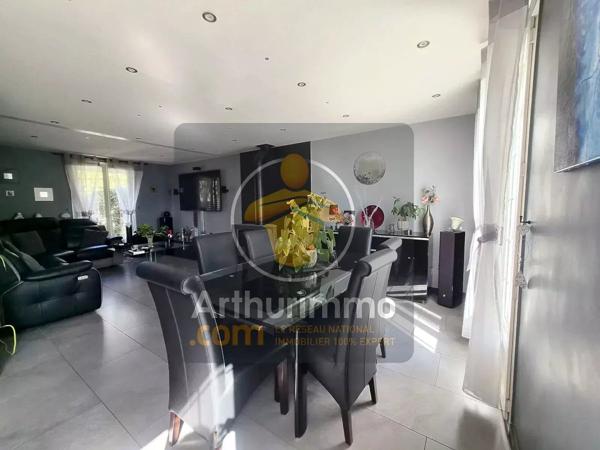 Vente                                                      Maison
                        
                     6 pièces                      135 m2                     à Ormesson-sur-Marne