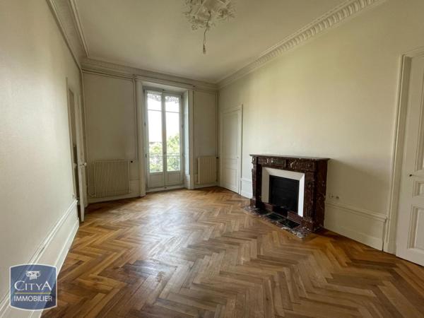 Appartement à louer 3 pièces 91.83m²