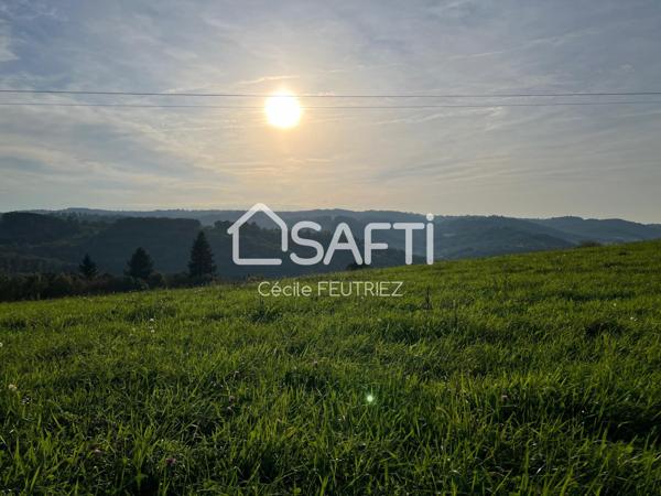 Magnifique terrain avec vue panoramique sur la vallée
