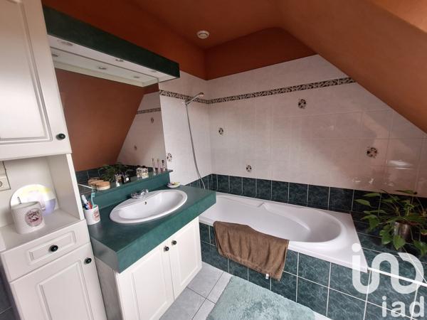 Maison 6 pièces de 153 m² à Plénée-Jugon (22640)