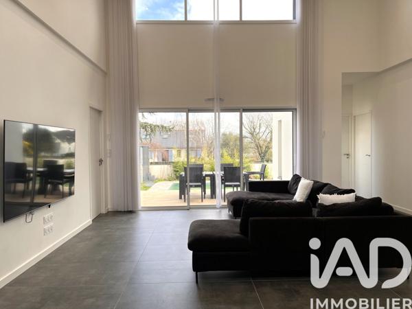 Maison à vendre 6 pièces 150 m² Montreuil-Juigné