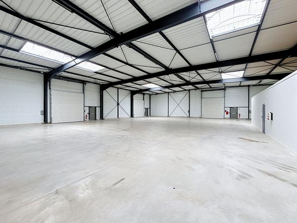 EXCLUSIVITE - A LOUER - LOCAL D'ACTIVITES - MAYENNE , Mayenne EXCLUSIVITE - A LOUER - LOCAL D'ACTIVITES - MAYENNE , Mayenne