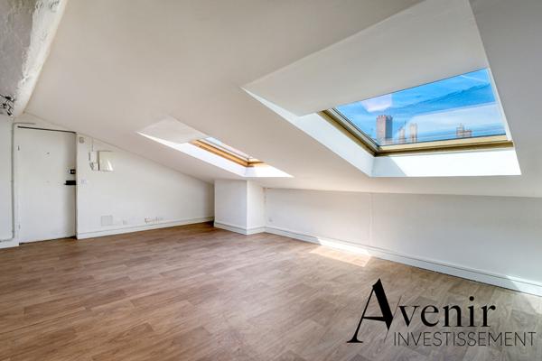 Appartement T2 58 m2 - Dernier étage avec ascenseur - Cours Franklin Roosevelt Lyon 6ème Foch Lyon Appartement T2 58 m2 - Dernier étage avec ascenseur - Cours Franklin Roosevelt Lyon 6ème Foch Lyon