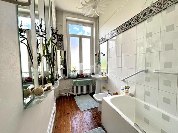 Maison Bourgeoise à Lille - Réf. nv5581e