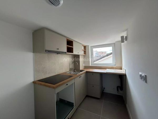 Location                                                      Appartement
                        
                     3 pièces                      43 m2                     à Montlhéry