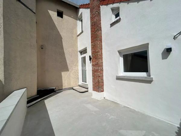 Location                                                      Appartement
                        
                     3 pièces                      43 m2                     à Montlhéry