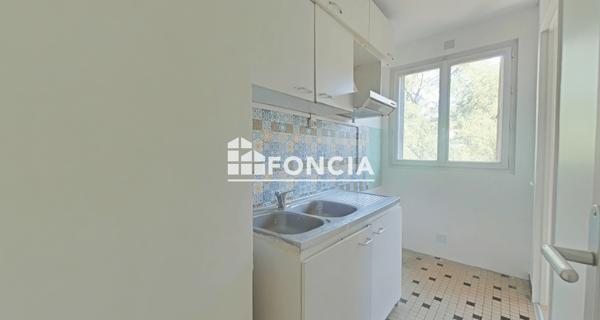 Location Studio 23 m² - Les Pavillons-sous-bois 93320
