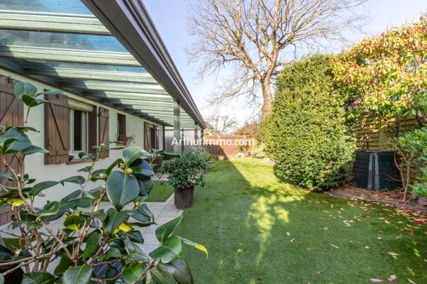 Vente                                                      Maison
                        
                     7 pièces                      132 m2                     à Sucy-en-Brie