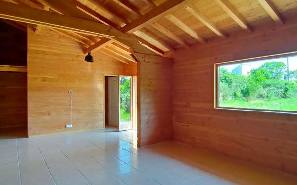 Maison à vendre    4 pièces •  Larroque