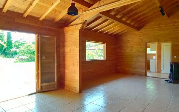 Maison à vendre    4 pièces •  Larroque