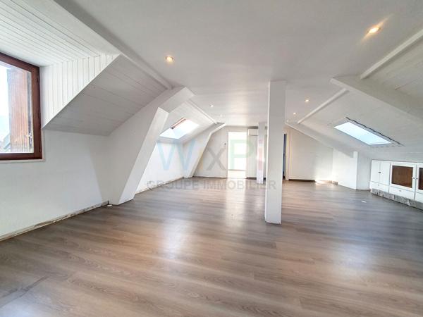 ATELIER + HABITATION ou BUREAU , Albertville ATELIER + HABITATION ou BUREAU , Albertville