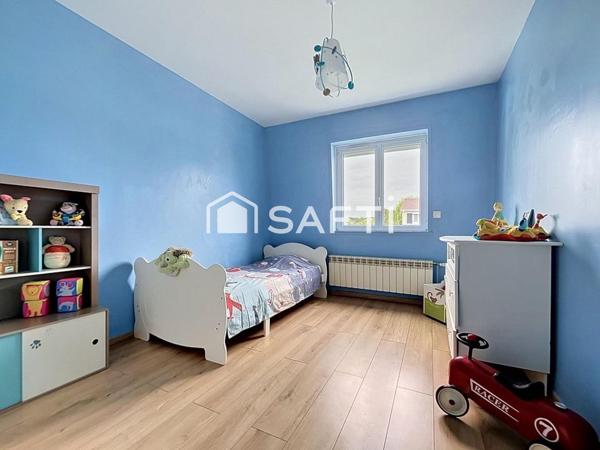 Maison de 5 pièces de 101 m2 au coeur de la Commanderie des Templiers -  secteur très prisé.