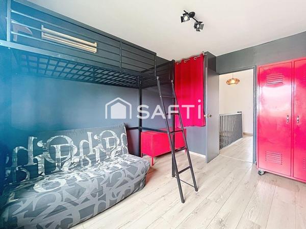 Maison de 5 pièces de 101 m2 au coeur de la Commanderie des Templiers -  secteur très prisé- proche des commodités-