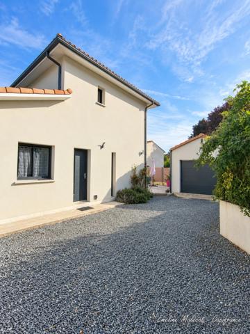 CENON – Maison 2022 DPE A/A – 127 m² – 4 chambres + bureau – Piscine – Garage