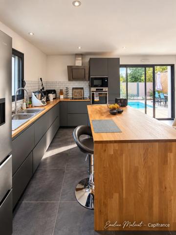 CENON – Maison 2022 DPE A/A – 127 m² – 4 chambres + bureau – Piscine – Garage