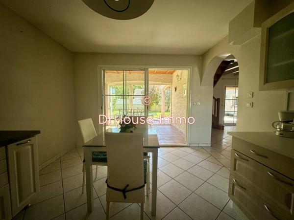 Maison à vendre 6 pièces de 211 m²