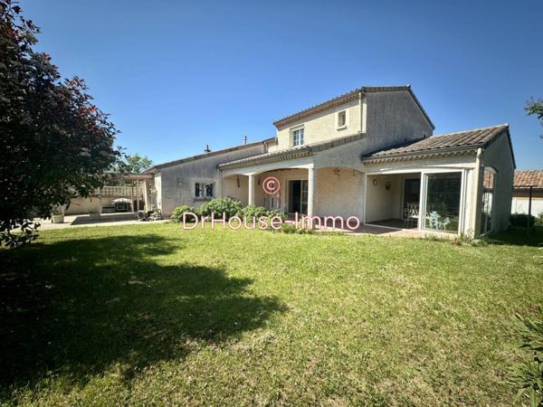 Maison à vendre 6 pièces de 211 m²