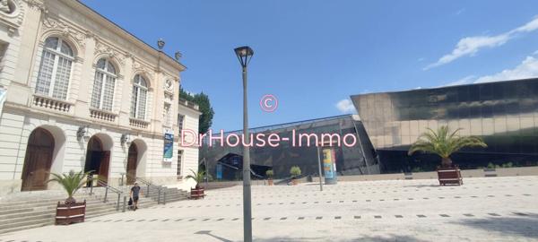 Immeuble à vendre 9 pièces de 145 m²
