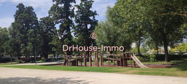 Immeuble à vendre 9 pièces de 145 m²
