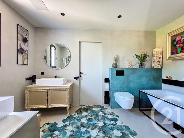 Maison à vendre  7 pièces - 318,65 m2 LA GAUDE - 06