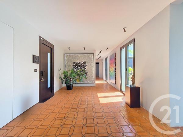 Maison à vendre  7 pièces - 318,65 m2 LA GAUDE - 06