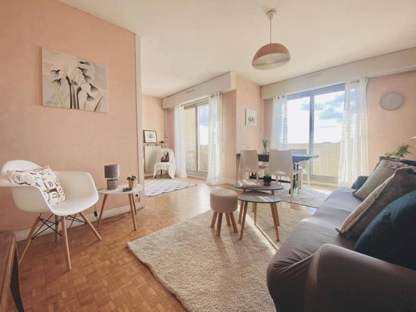 Appartement lumineux avec balcon et vue dégagée – Proche du lac d’Enghien