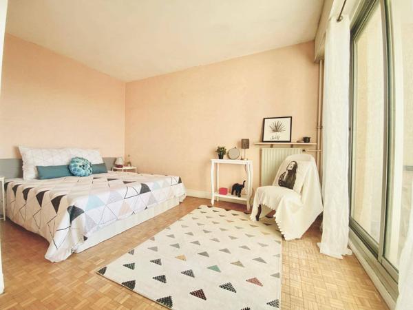 Appartement lumineux avec balcon et vue dégagée – Proche du lac d’Enghien