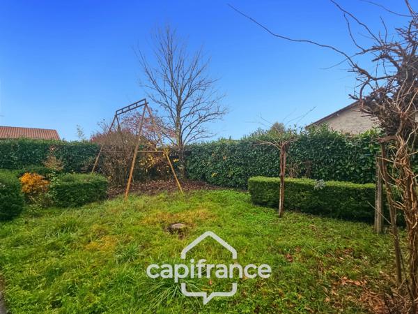 Maison à rénover, 5 chambres, jardin, tout à l'égoût, puit, proche des commodités