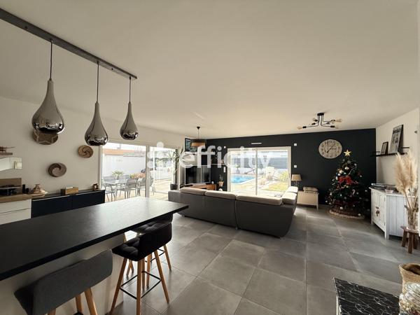Maison 5 pièces - 127 m² Exclusivité efficity